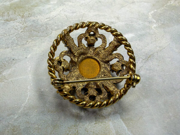 Vintage 1950s–1960s Gold‑Toned Amethyst & Pearl Brooch